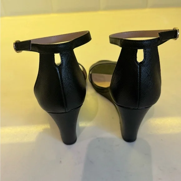 Kelly & Katie Black Wedge Sandals with Ankle Strap - Picture 3 of 7